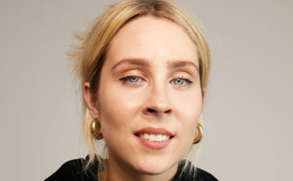 Stevie Martin: Clout