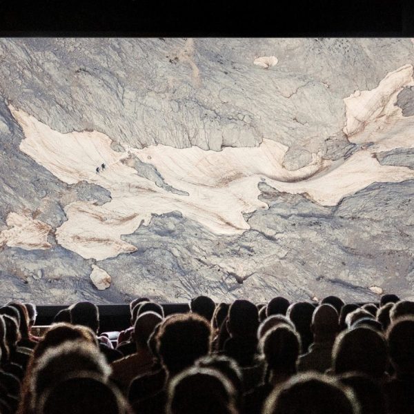 Kendal Mountain Tour 2026: Cinematic Night